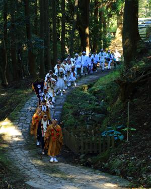 石畳と修験道、の写真