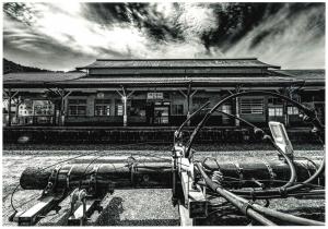 駅舎の春は、の写真