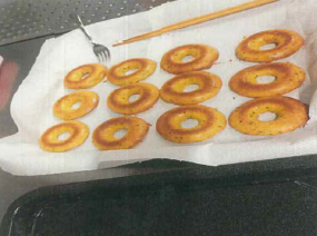 3歳児おやつ（かぼちゃドーナツ）